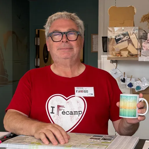 Interview de Christophe Cusseau de Fecamp Tourisme : Valoriser le tourisme en Normandie à travers l’expérience terrain